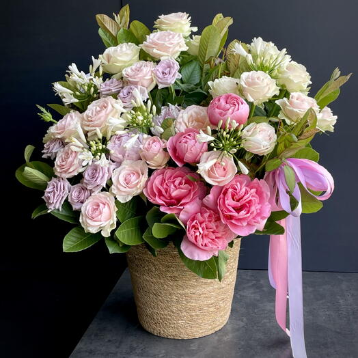 Flowers in basket XL