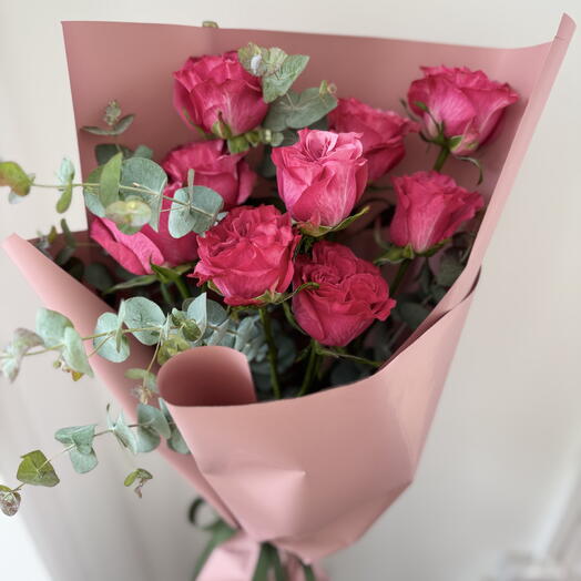 9 country blues roses and eucalyptus