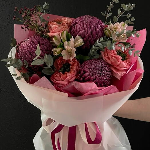 💌 Premium Burgundy Chrysanthemum Coral Rose Bouquet