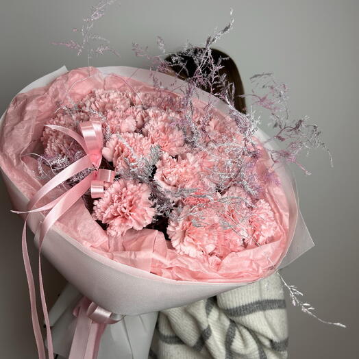 Powder-pink accent