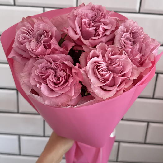 5 peony roses