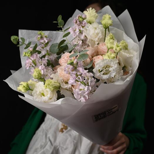 Author's bouquet "Cream Etude"