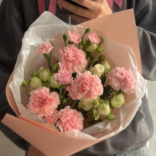 Bouquet 391 [FREE DELIVERY] Dianthus, Spray Rose