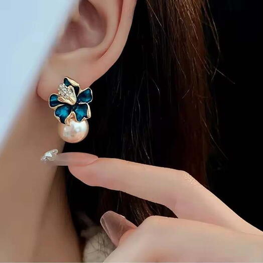 Earings