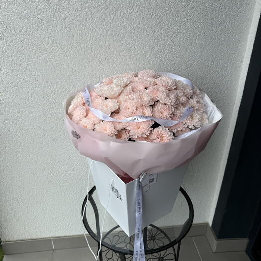 Pink chrysanthemums
