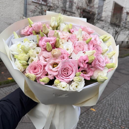 Pink Rose mit Eustoma