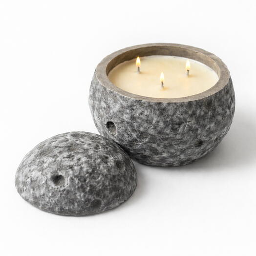 Moon candle