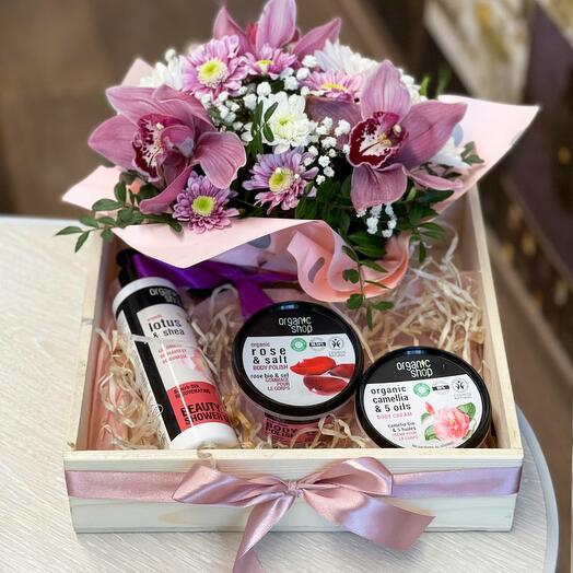 Gift Set with Organic Shop Cosmetics