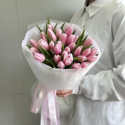 Тюльпан розовый 31 шт
