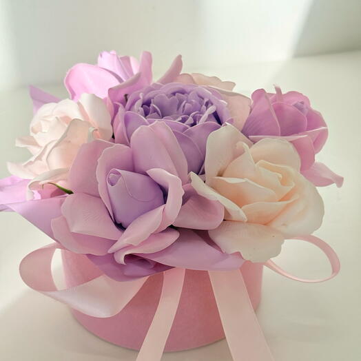 Floral pralines