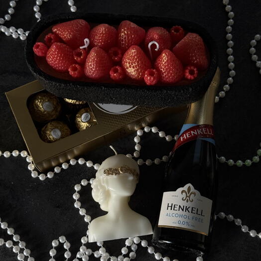 gift set with candles 🕯️