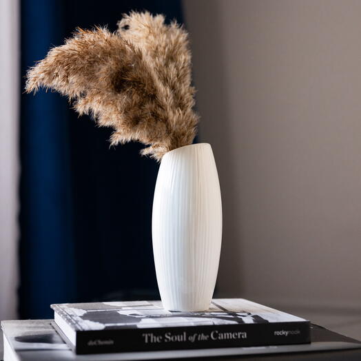 GGeometry White Ceramic Vase