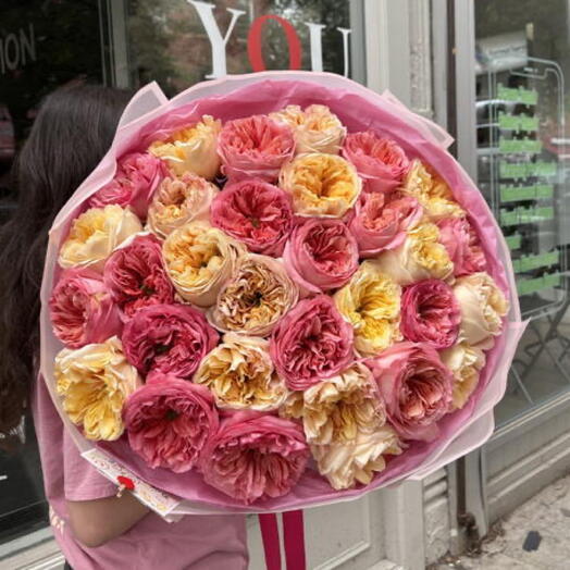 31 stems mix of garden roses