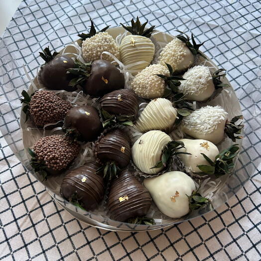 Chocolate-covered strawberries WOW
