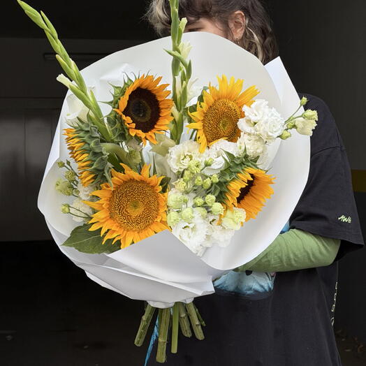 Bouquet of sunflowers