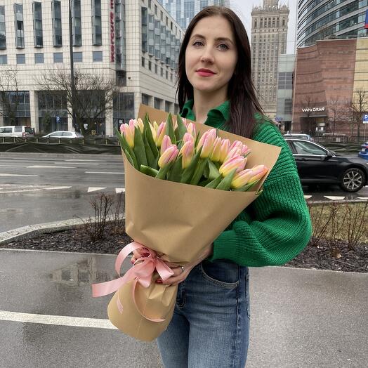 29 pink tulips