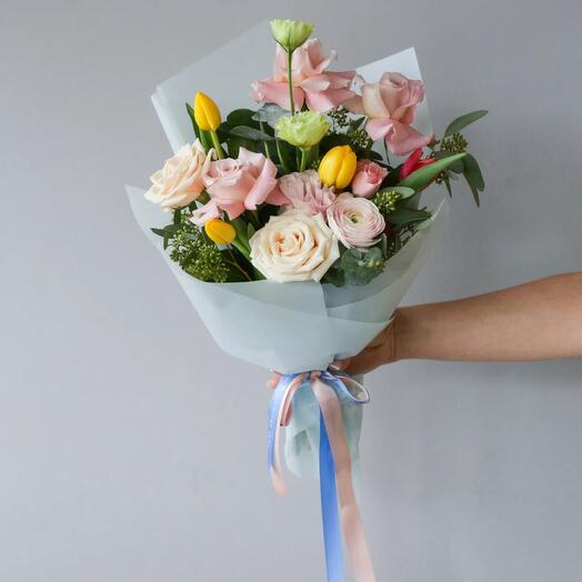 Bouquet March 8th Compliment