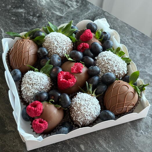 Chocolate-covered strawberries with blueberries, 9