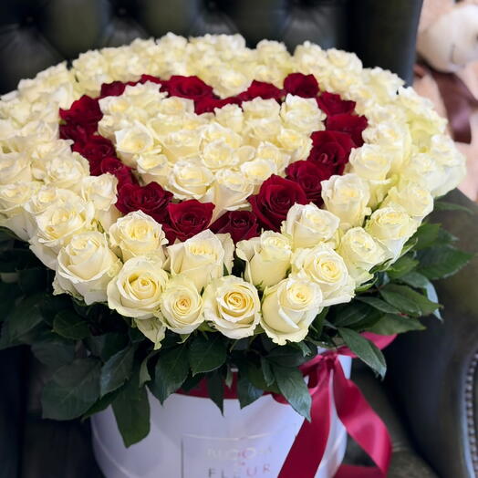 HEART ROSES BOX