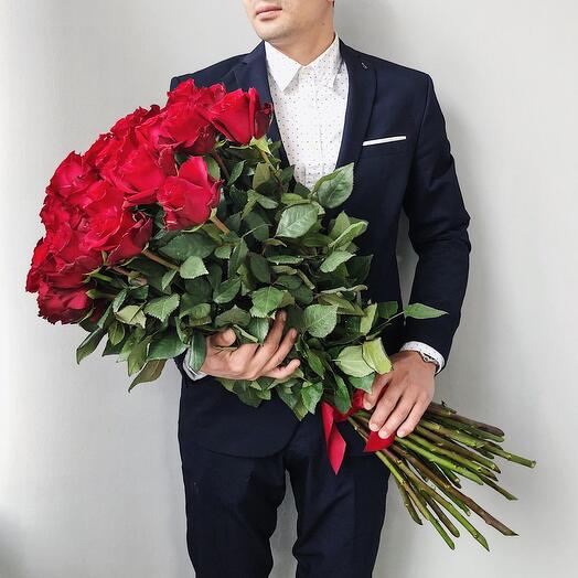 Bouquet of red roses, 70 cm