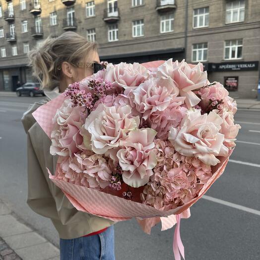 Pink cloud bouquet