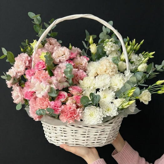 🌸 Grand Gesture: Giant Pink   White Floral Basket