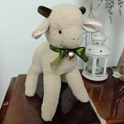 Lamb beige