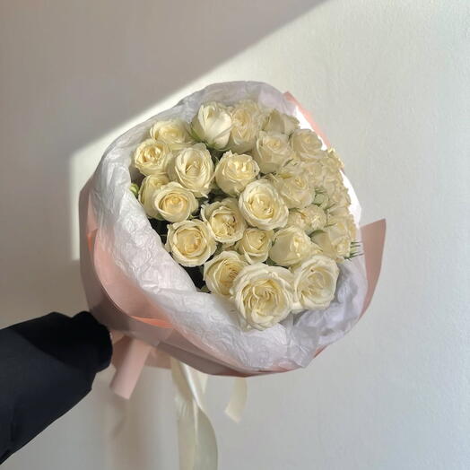 Small spray roses 🤍