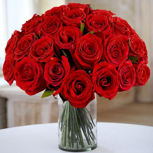Bouquet of red roses