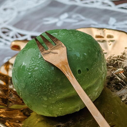 Apple   Cinnamon — Belgian Chocolate Autumn Dessert