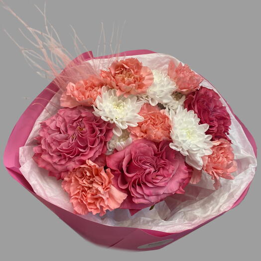 Bouquet of the day with peony roses