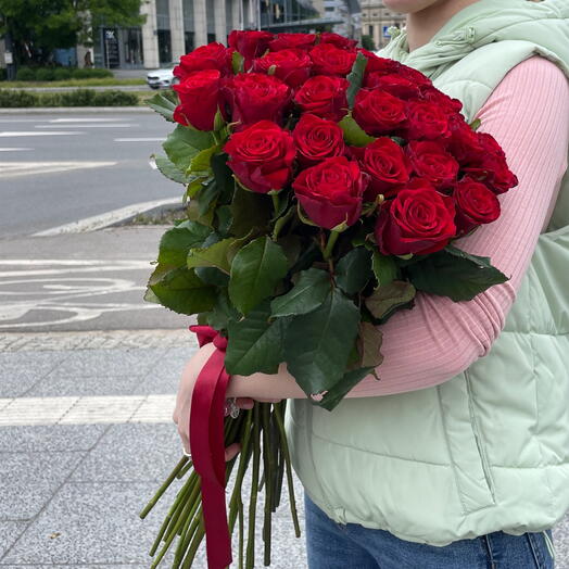 33 rote Rosen