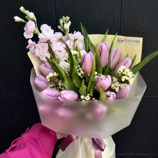 🌷 Lavender Dream: Purple Tulips, Matthiola Waxflower