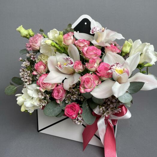 Envelope with flowers To my beloved