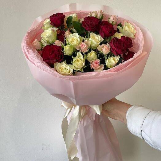 11 bush roses in assortment