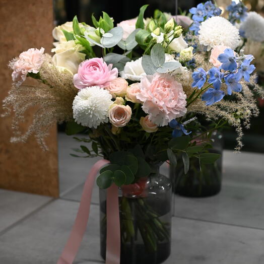 Interior bouquet L