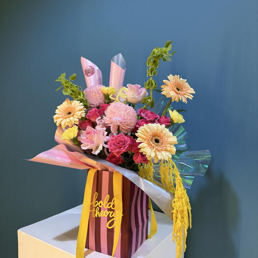 Flowers in a bag - pink lady love