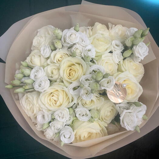 Beige - white M