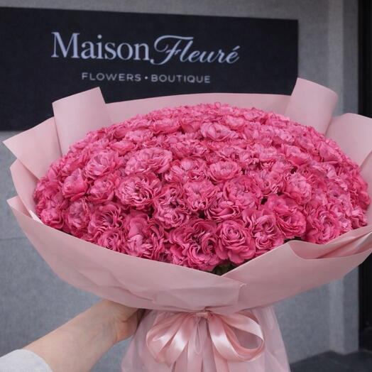 Mono-peony-like roses