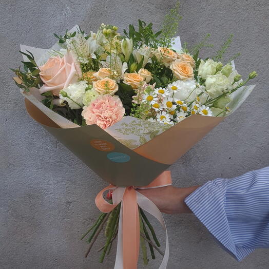 Creme Brulee – Cream Roses and Flowers Bouquet
