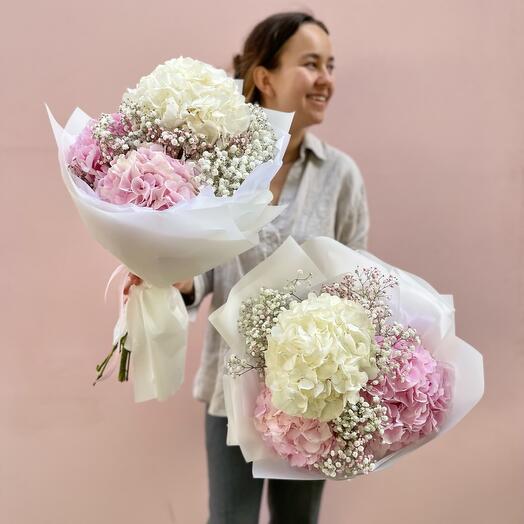 Hydreagea and gypsophila
