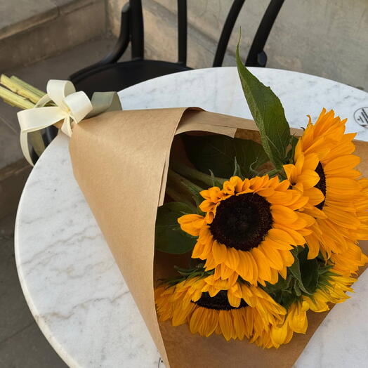 Bouquet of sunflowers