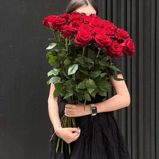 21 Long VIP Roses