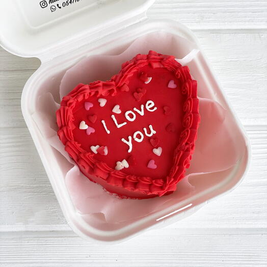 Bento cake red
