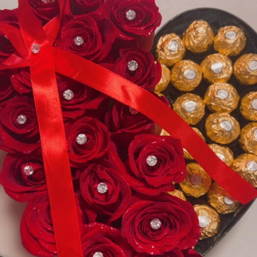 Roses   Ferrero Heart Gift Box