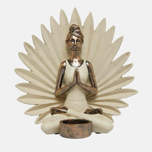 Candle holde Yoga