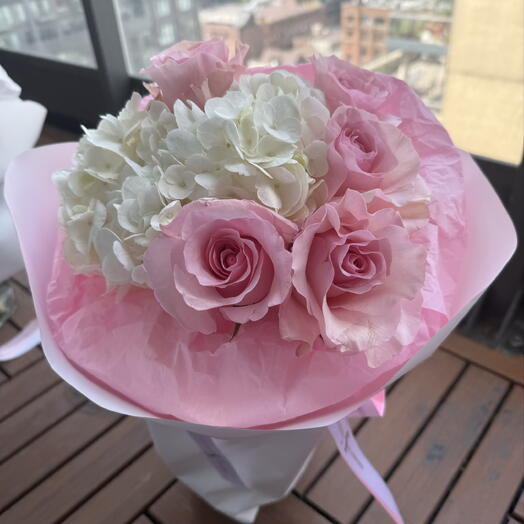Hydrangea and Roses Bouquet