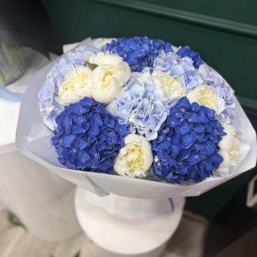 Hortensien Blau mit Rosen XL