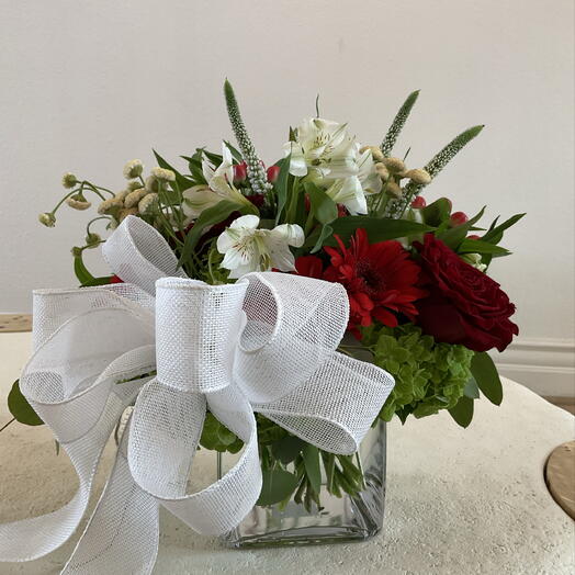 Ruby Elegant vase