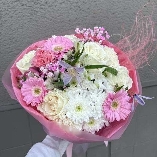 Bouquet of flowers Summer date